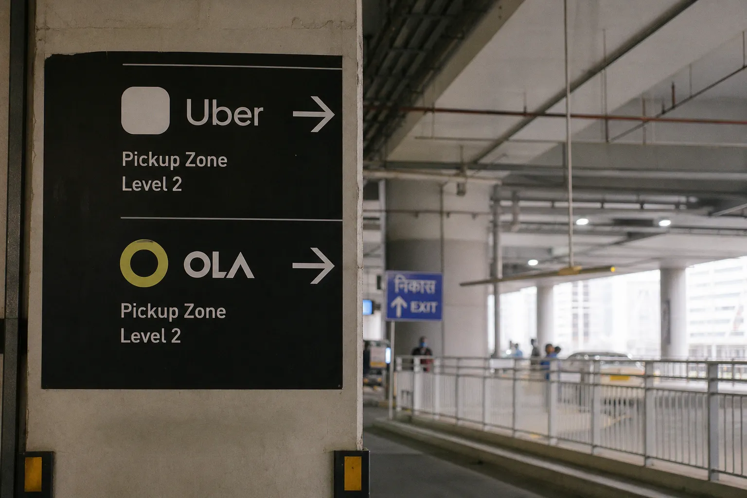Compare Ola and Uber for Delhi Airport Transfers